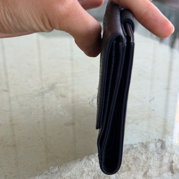 Chanel Compact Wallet (L&L) - Picture 3 of 16